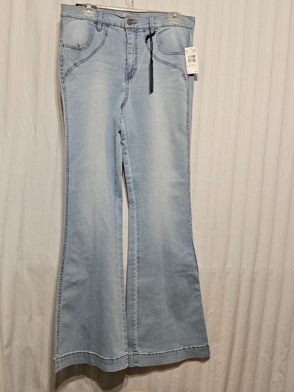 IBBIE High Rise Flare Stretch Jeans Light Wash Size 31 NWT